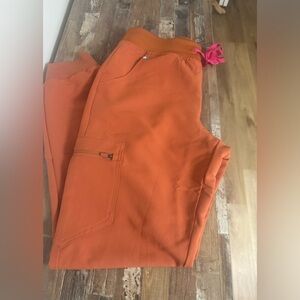 Figs women’s small jogger Terracotta Zamora scrubs